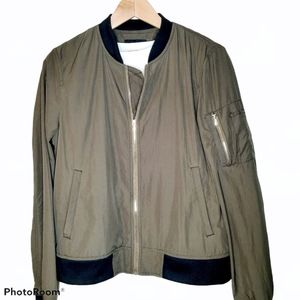 🔵2/$15 🔵ZARA lightweight bomber jacket